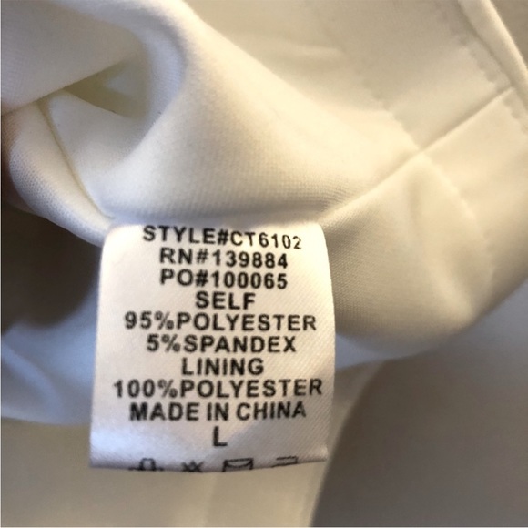 SUPER CUTE 🥰 PEPLUM TOP - Picture 4 of 5